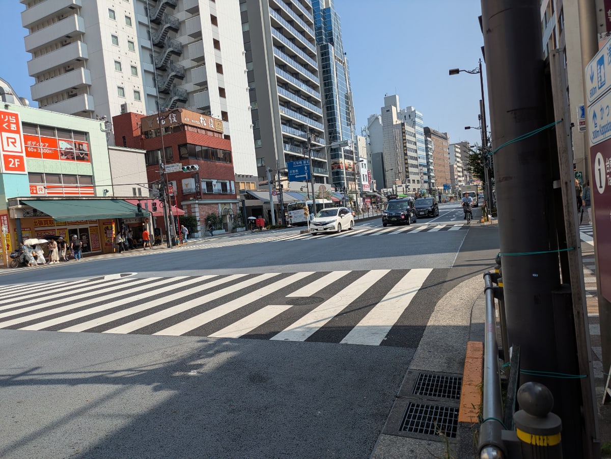 v20251001150706/fresh/building/J00100469797_12