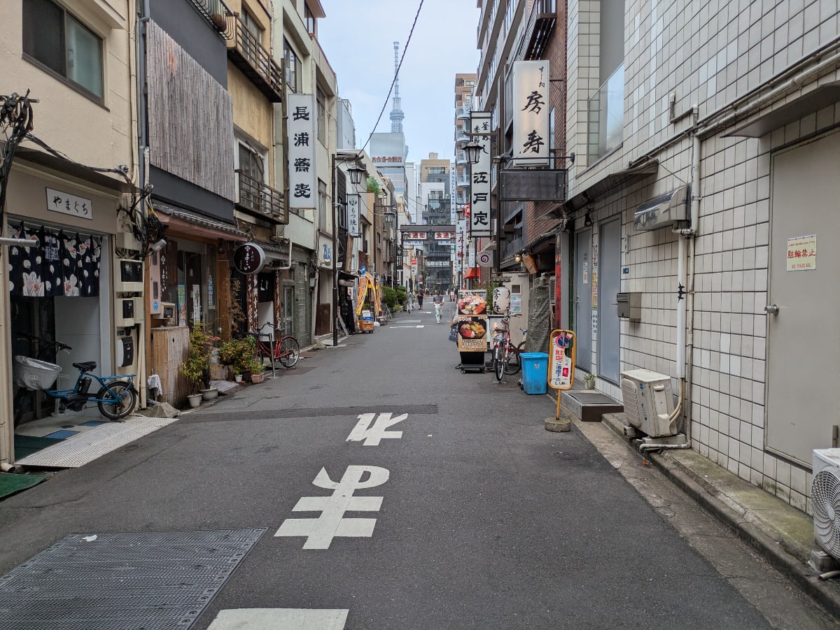 v20251001150706/fresh/building/J00100470054_13