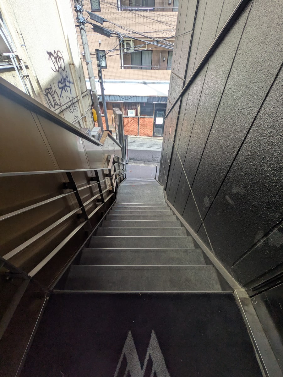 v20251001150706/fresh/building/J00100477200_13