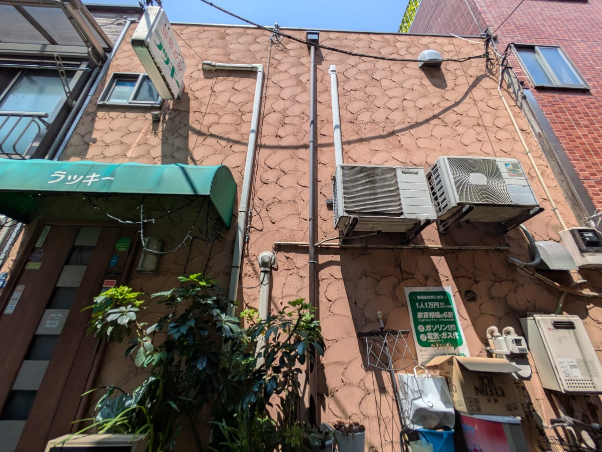 v20251001150706/fresh/building/J00100493847_1