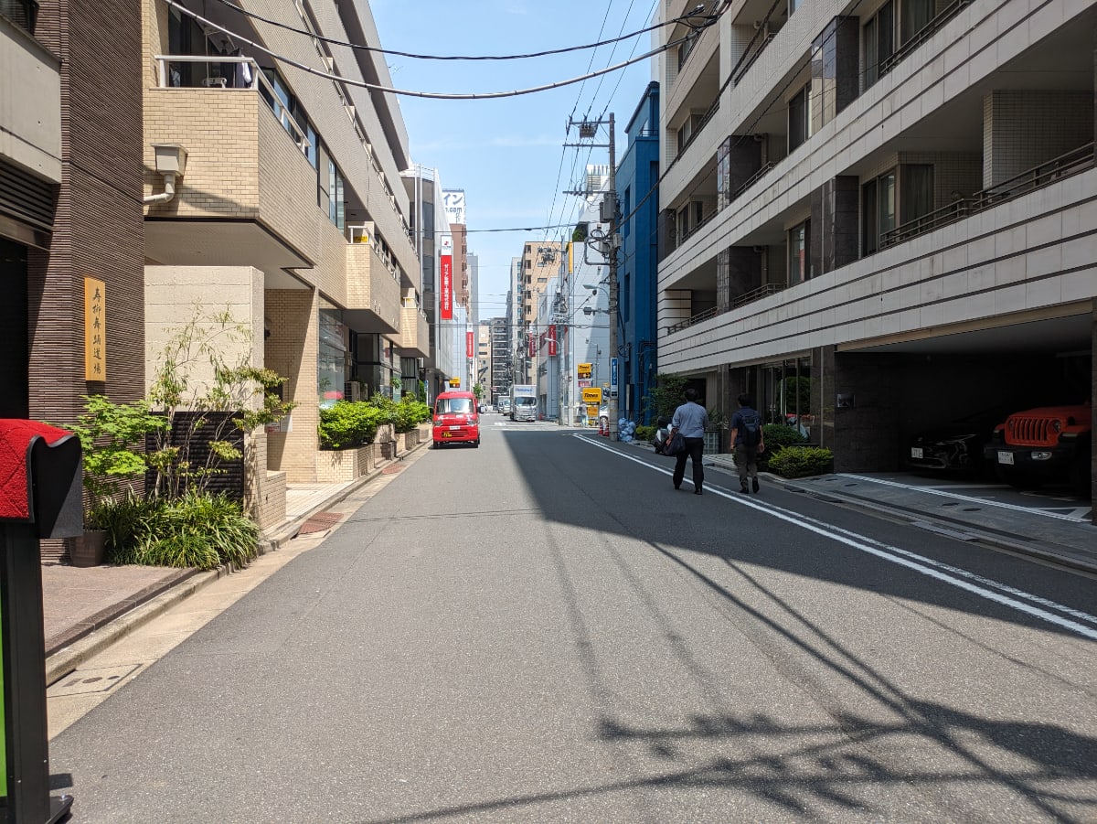 v20251001150706/fresh/building/J00100502932_2