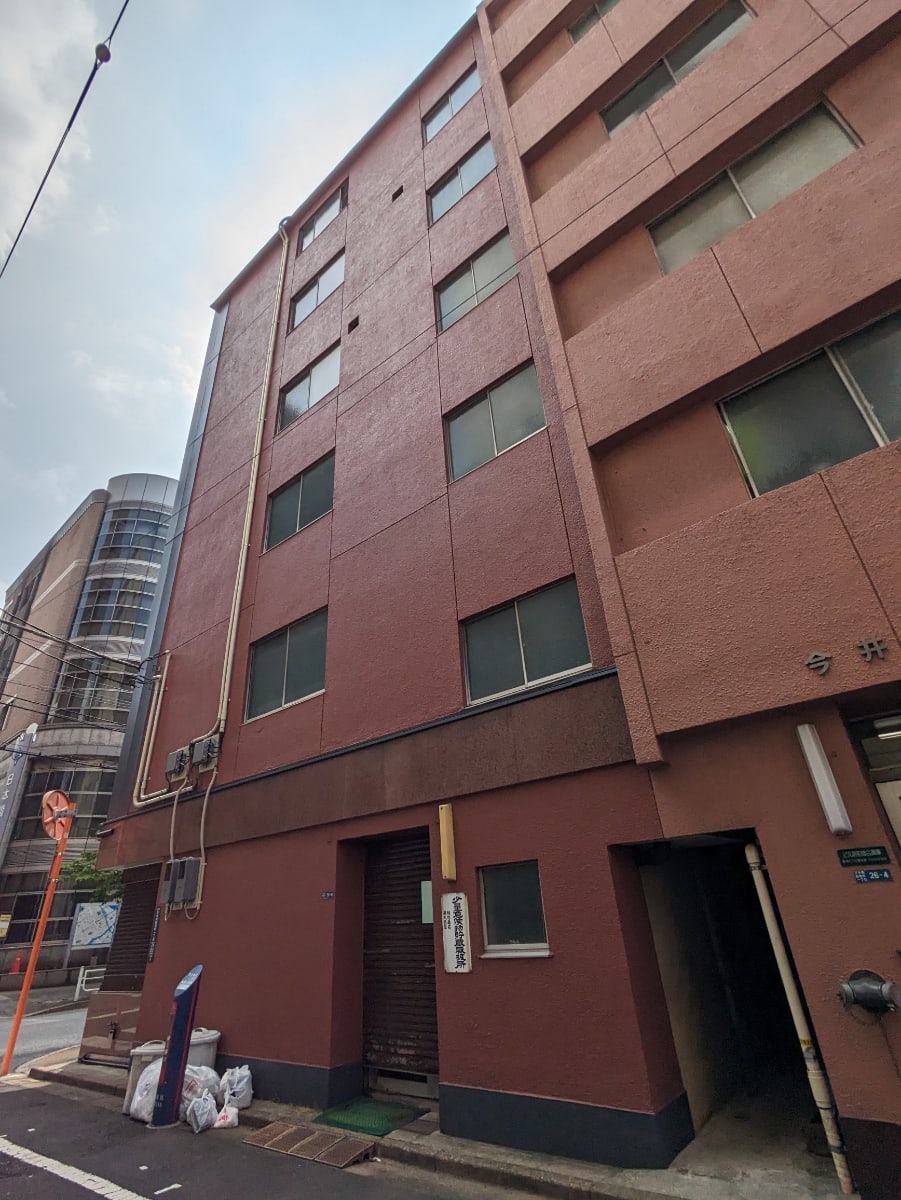 v20251001150706/fresh/building/J00100503827_8