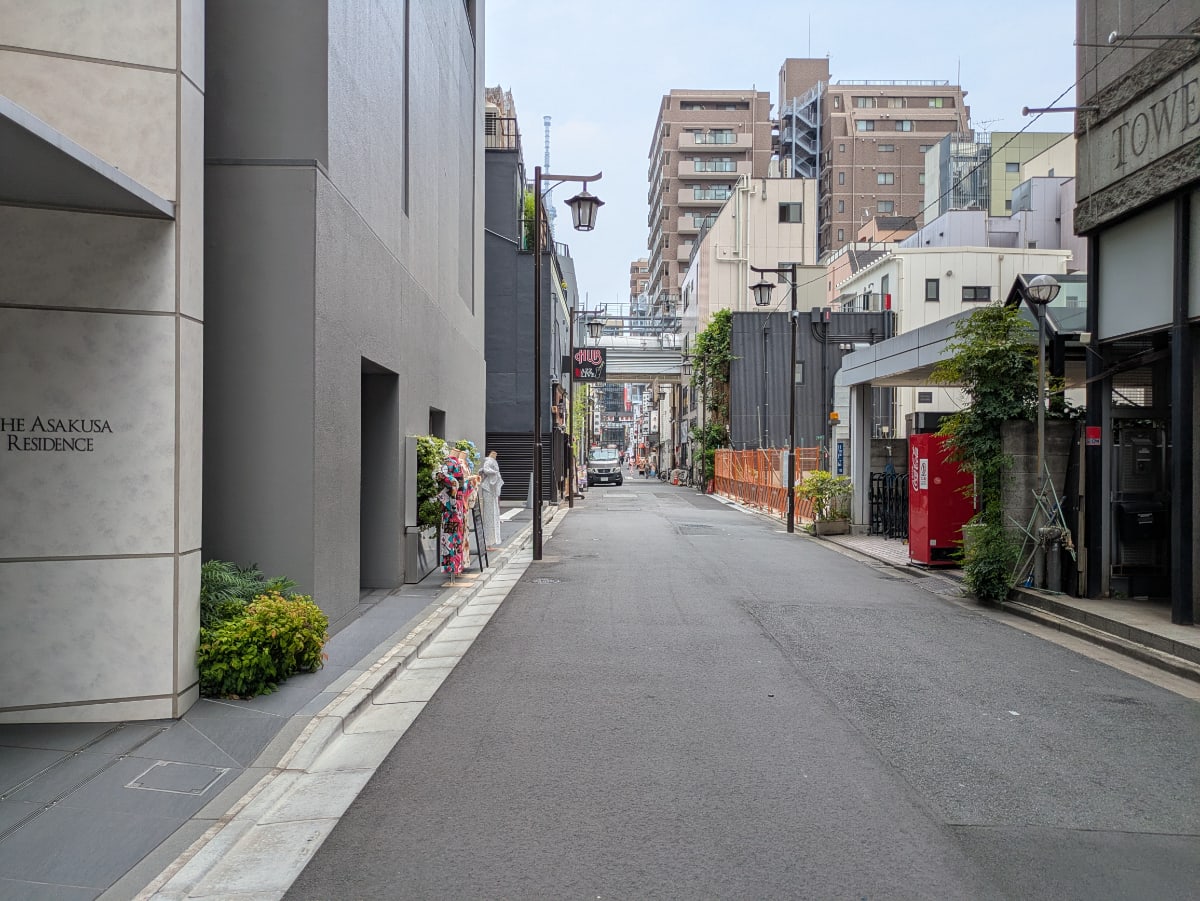 v20251001150706/fresh/building/J00100512735_2
