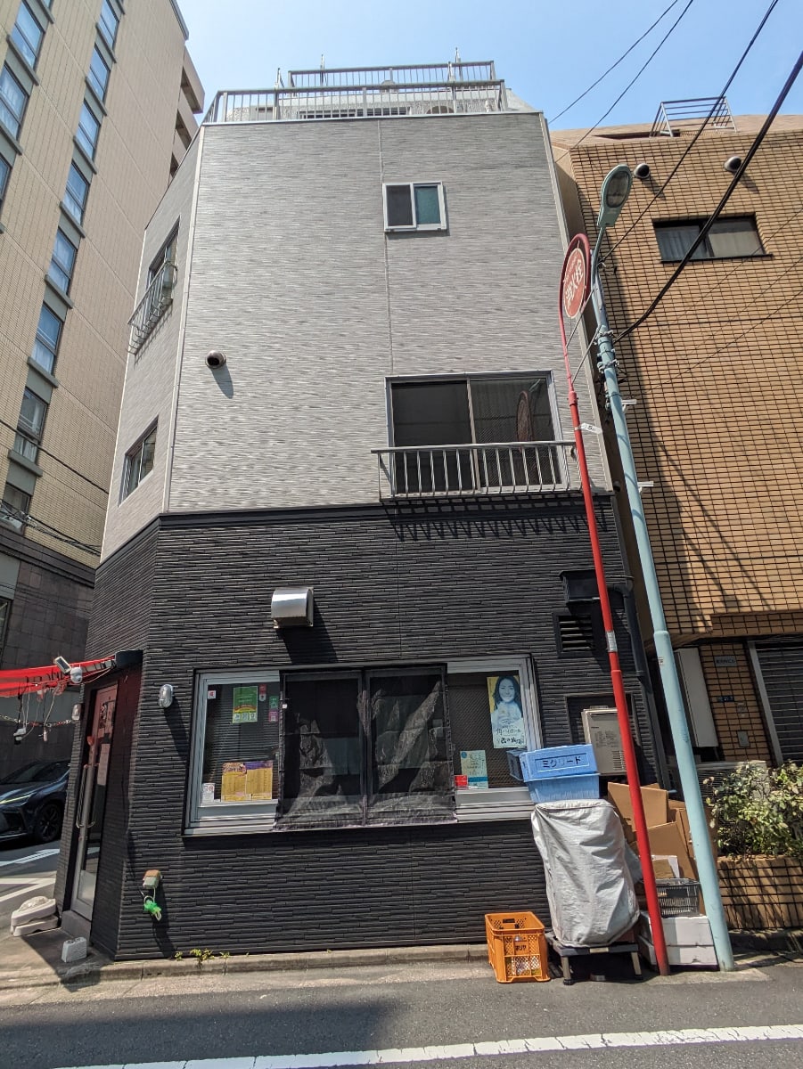 v20251001150706/fresh/building/J00100513500_7