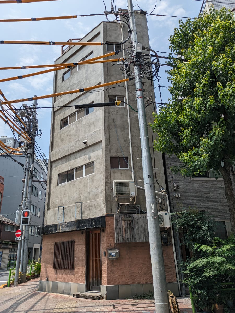 v20251001150706/fresh/building/J00100608189_8