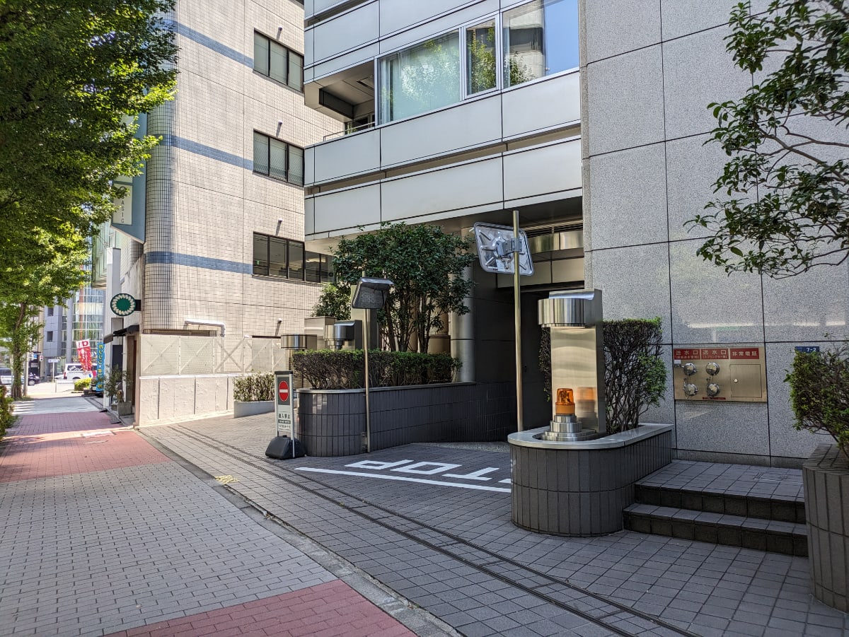 v20251003033705/fresh/building/J00100357308_8