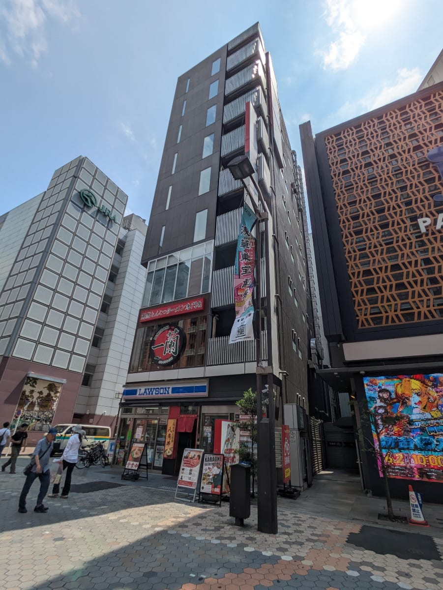 v20251003033705/fresh/building/J00100360526_5