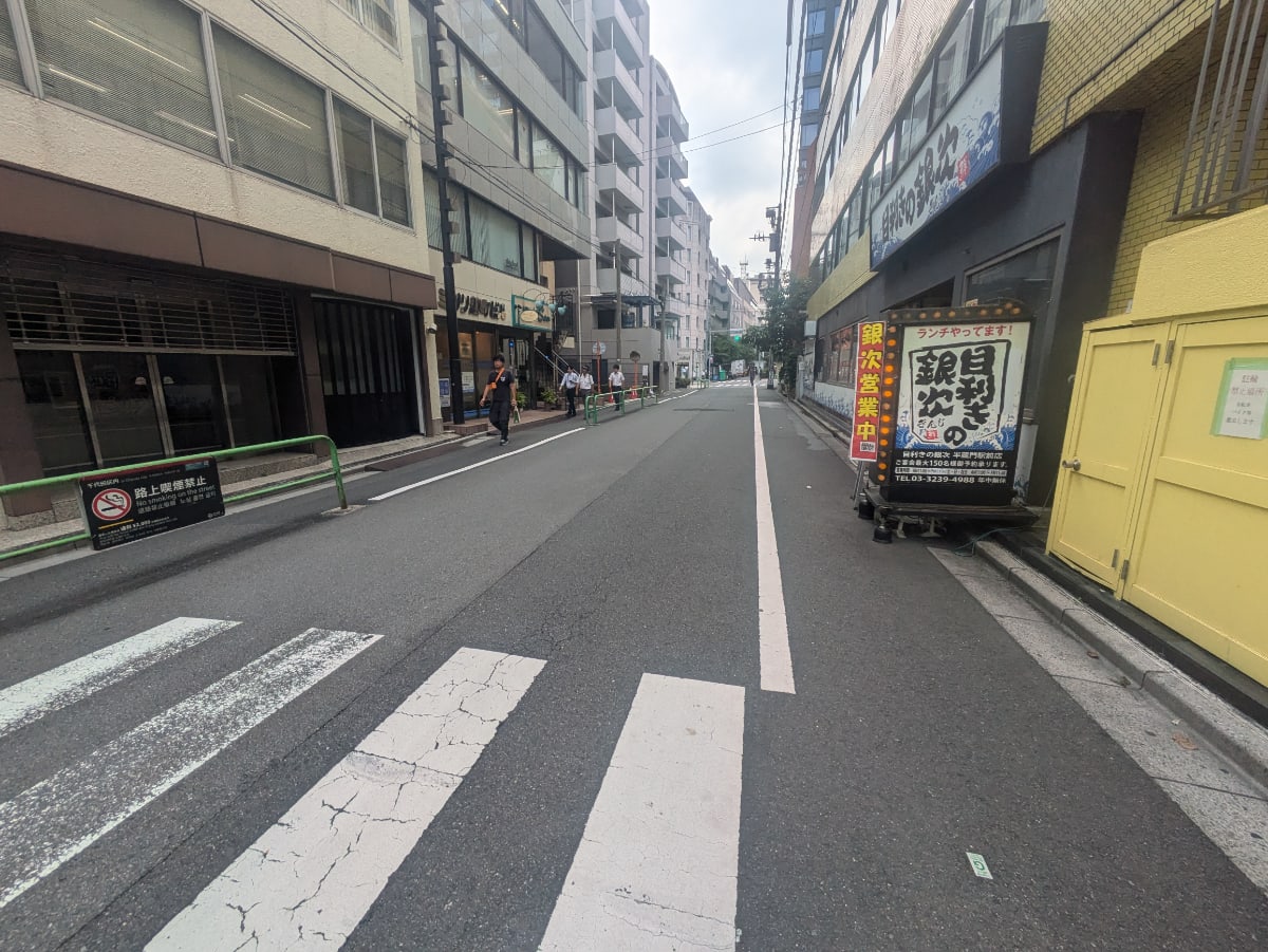 v20251003033705/fresh/building/J00100365635_11