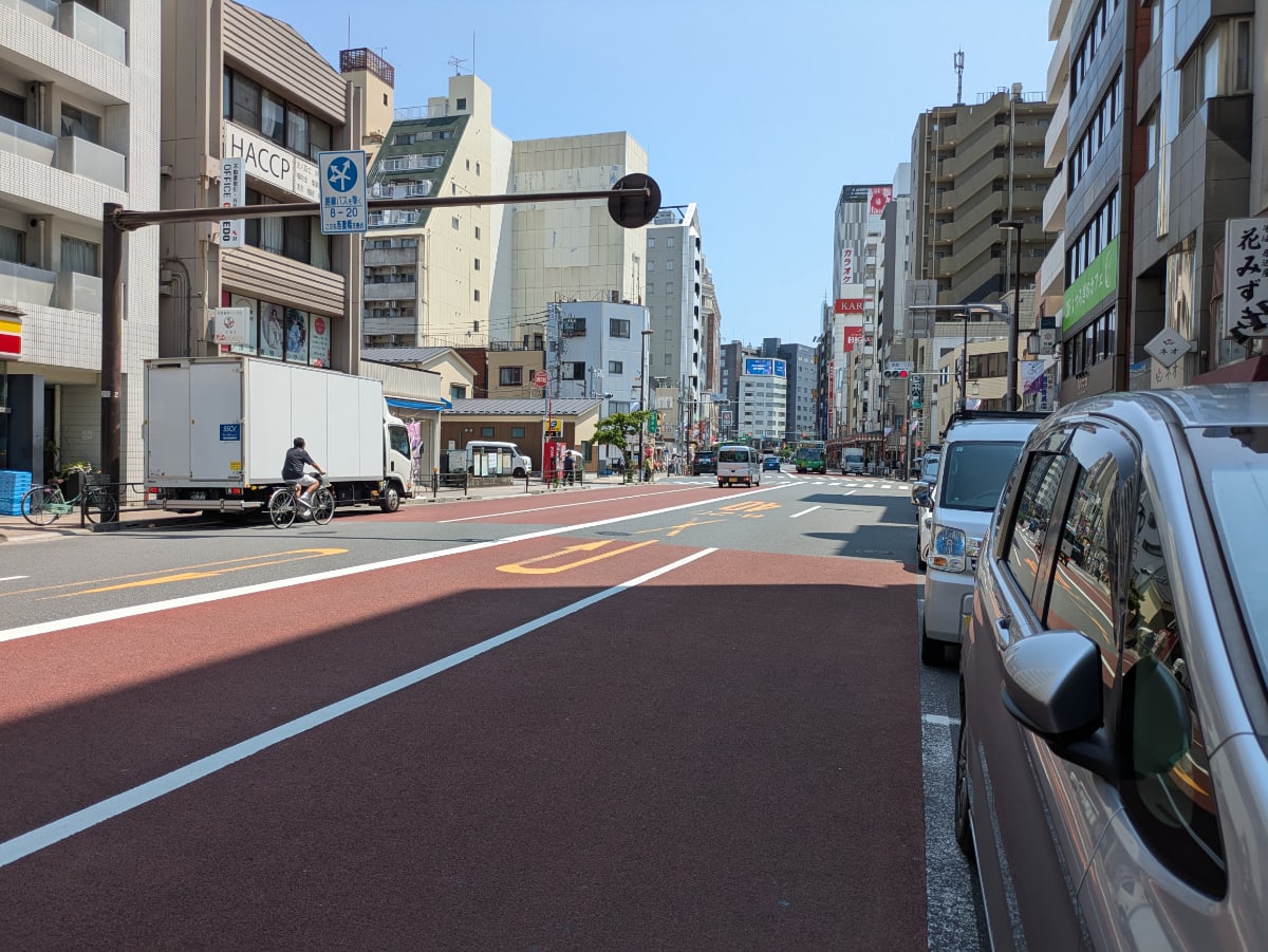 v20251003033705/fresh/building/J00100370739_2