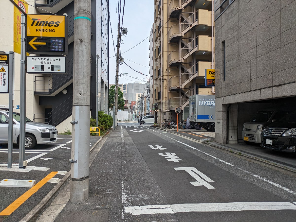 v20251003033705/fresh/building/J00100375274_11
