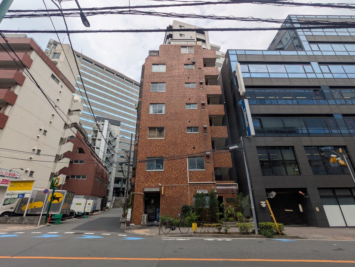 v20251003033705/fresh/building/J00100377672_11