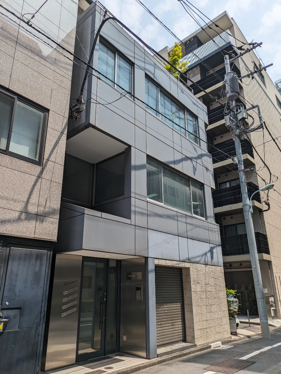 v20251003033705/fresh/building/J00100379976_5