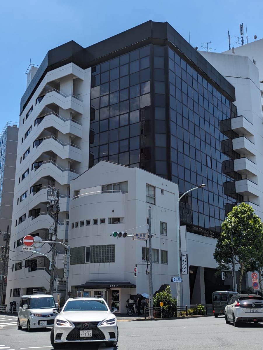 v20251003033705/fresh/building/J00100382915_8