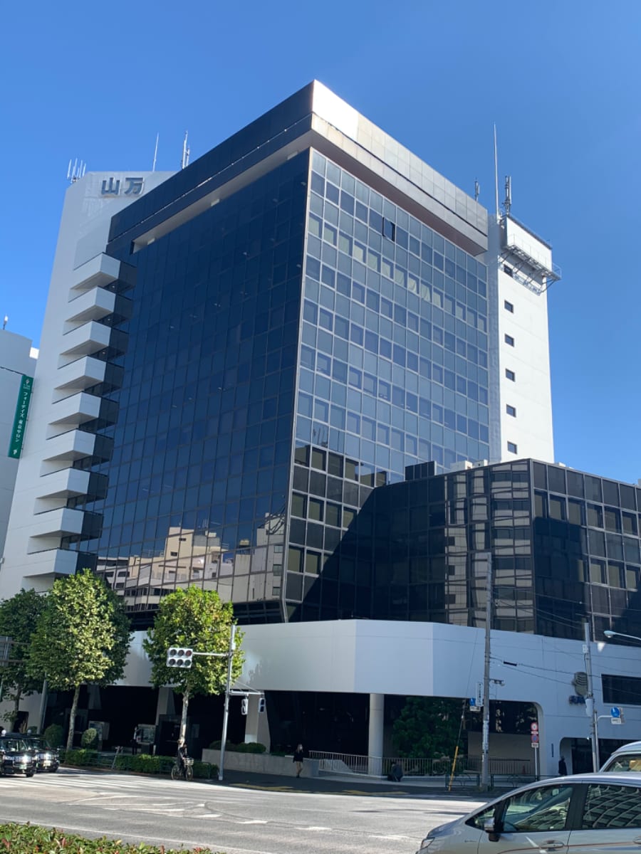 v20251003033705/fresh/building/J00100382916_1