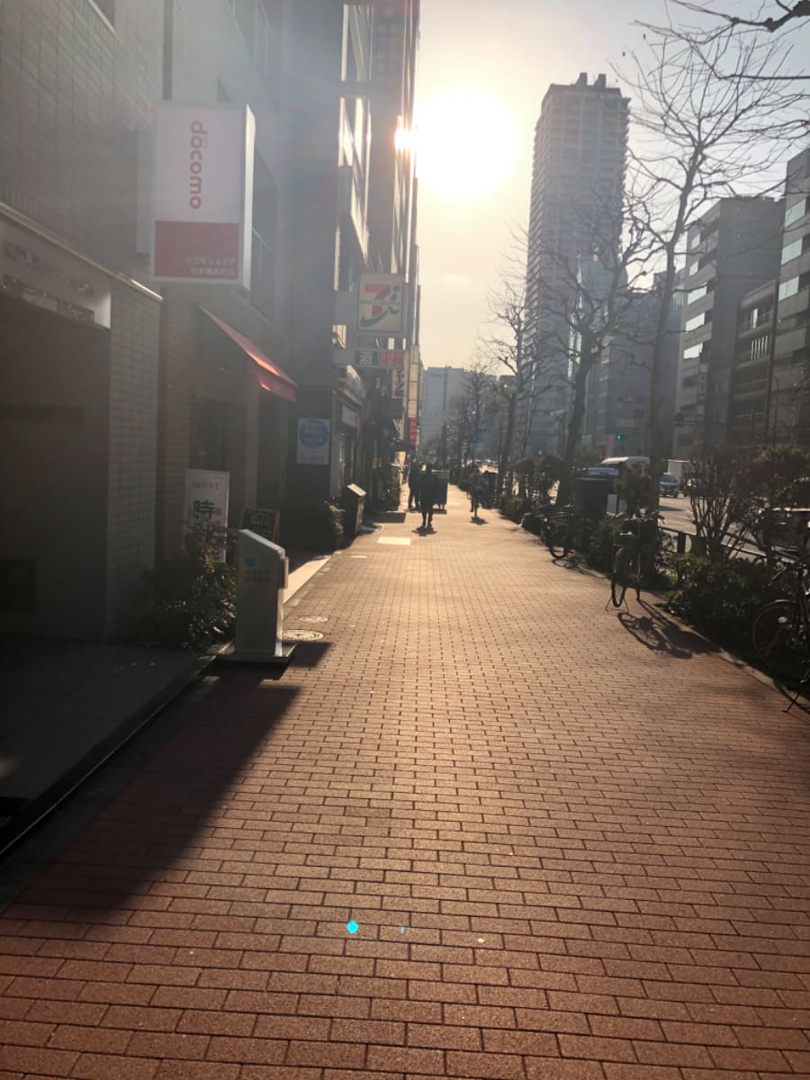 v20251003033705/fresh/building/J00100383303_2