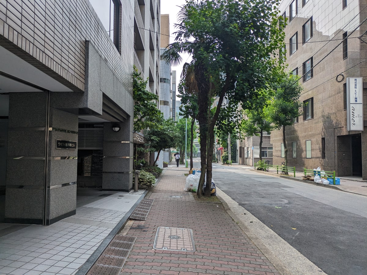 v20251003033705/fresh/building/J00100383320_15