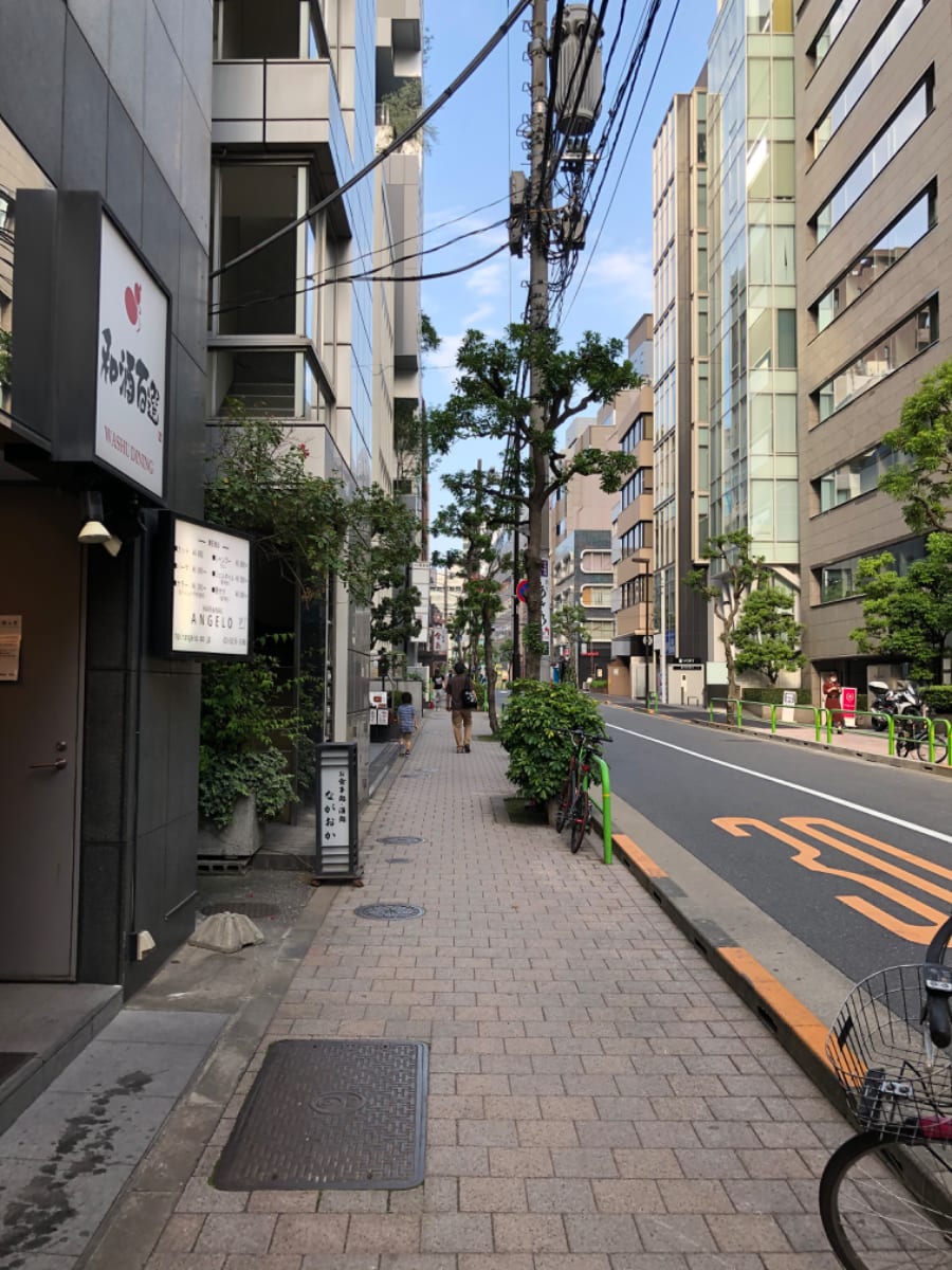 v20251003033705/fresh/building/J00100383971_2