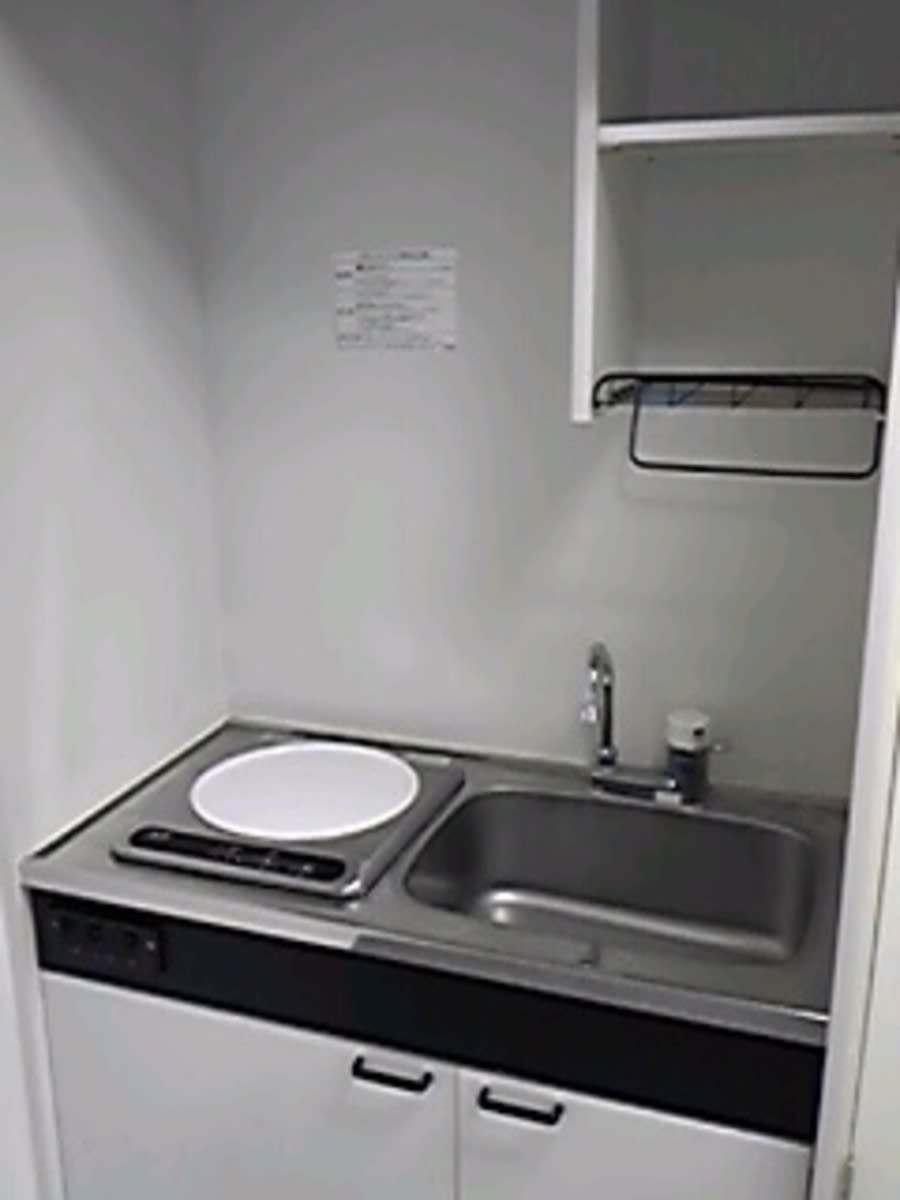 v20251003033705/fresh/building/J00100383971_8