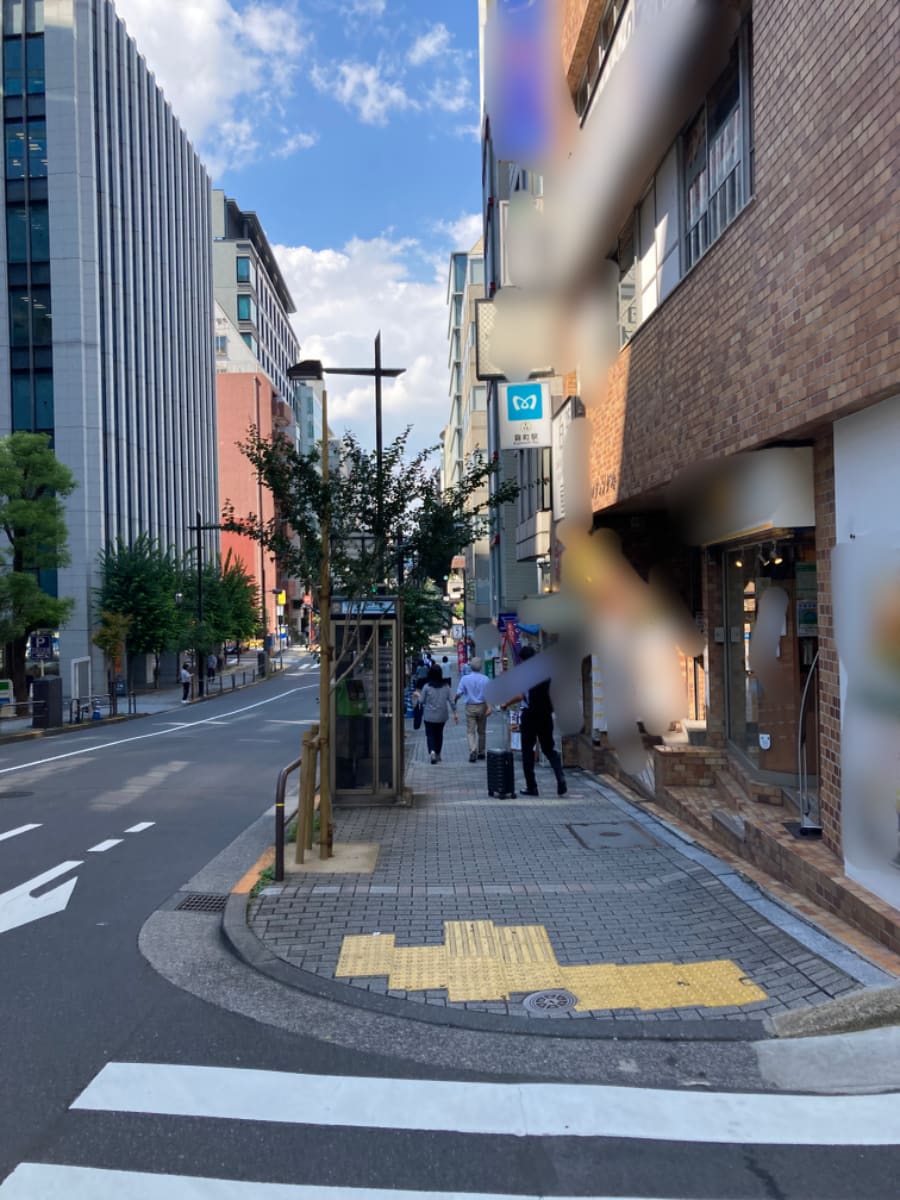 v20251003033705/fresh/building/J00100383982_2