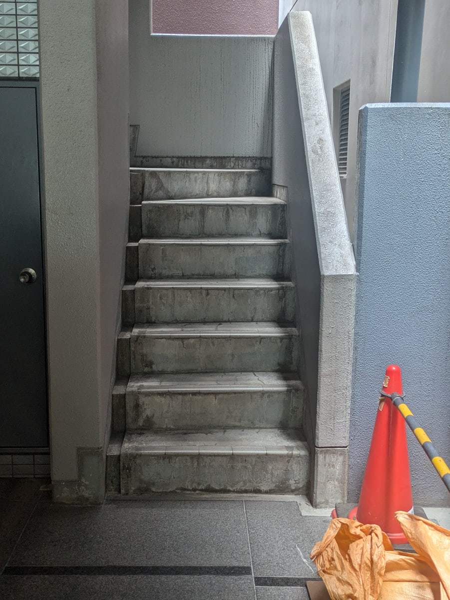 v20251003033705/fresh/building/J00100383999_10