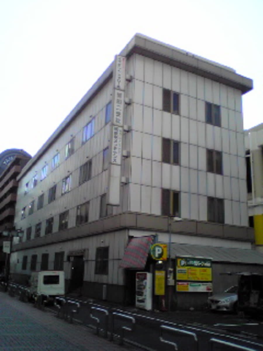 v20251003033705/fresh/building/J00100385642_1