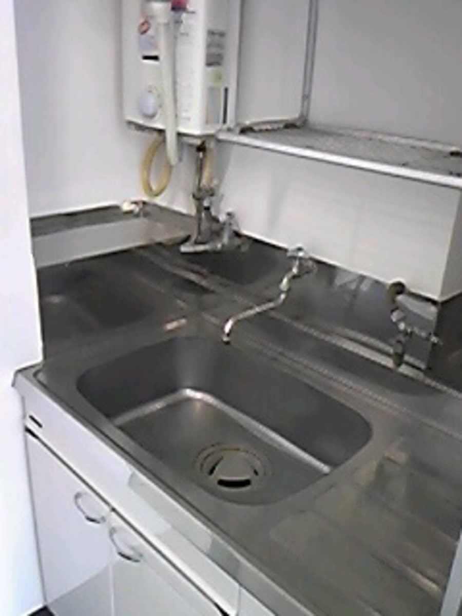 v20251003033705/fresh/building/J00100385654_8