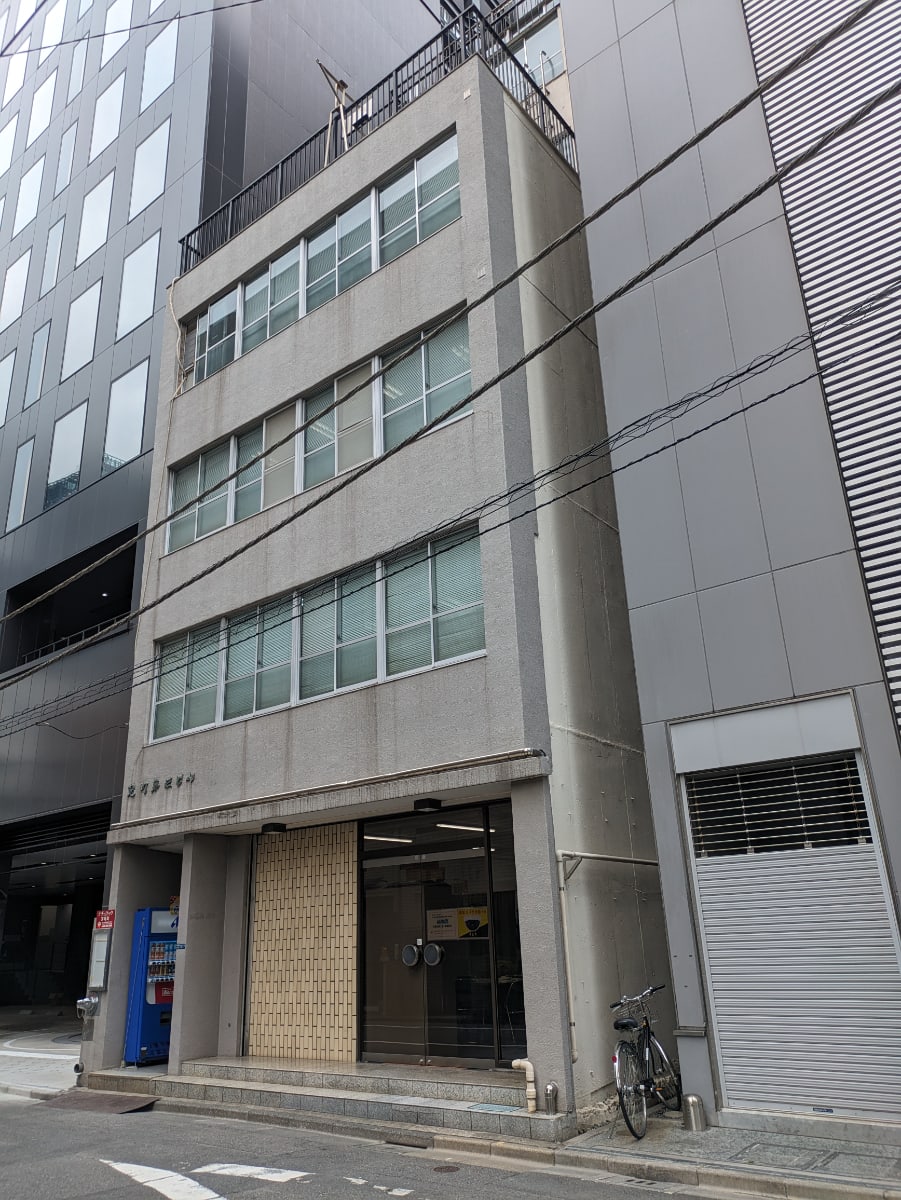 v20251003033705/fresh/building/J00100385654_9