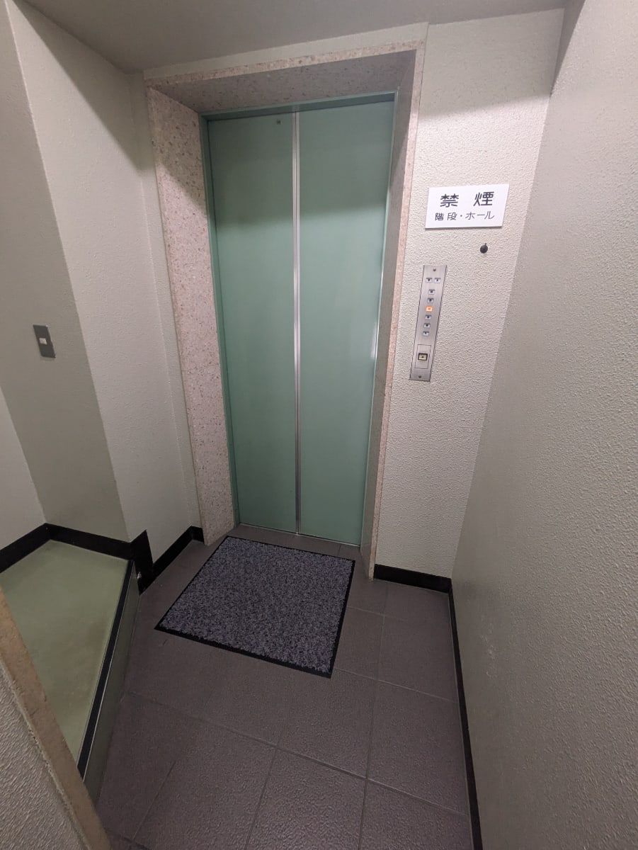 v20251003033705/fresh/building/J00100389529_4