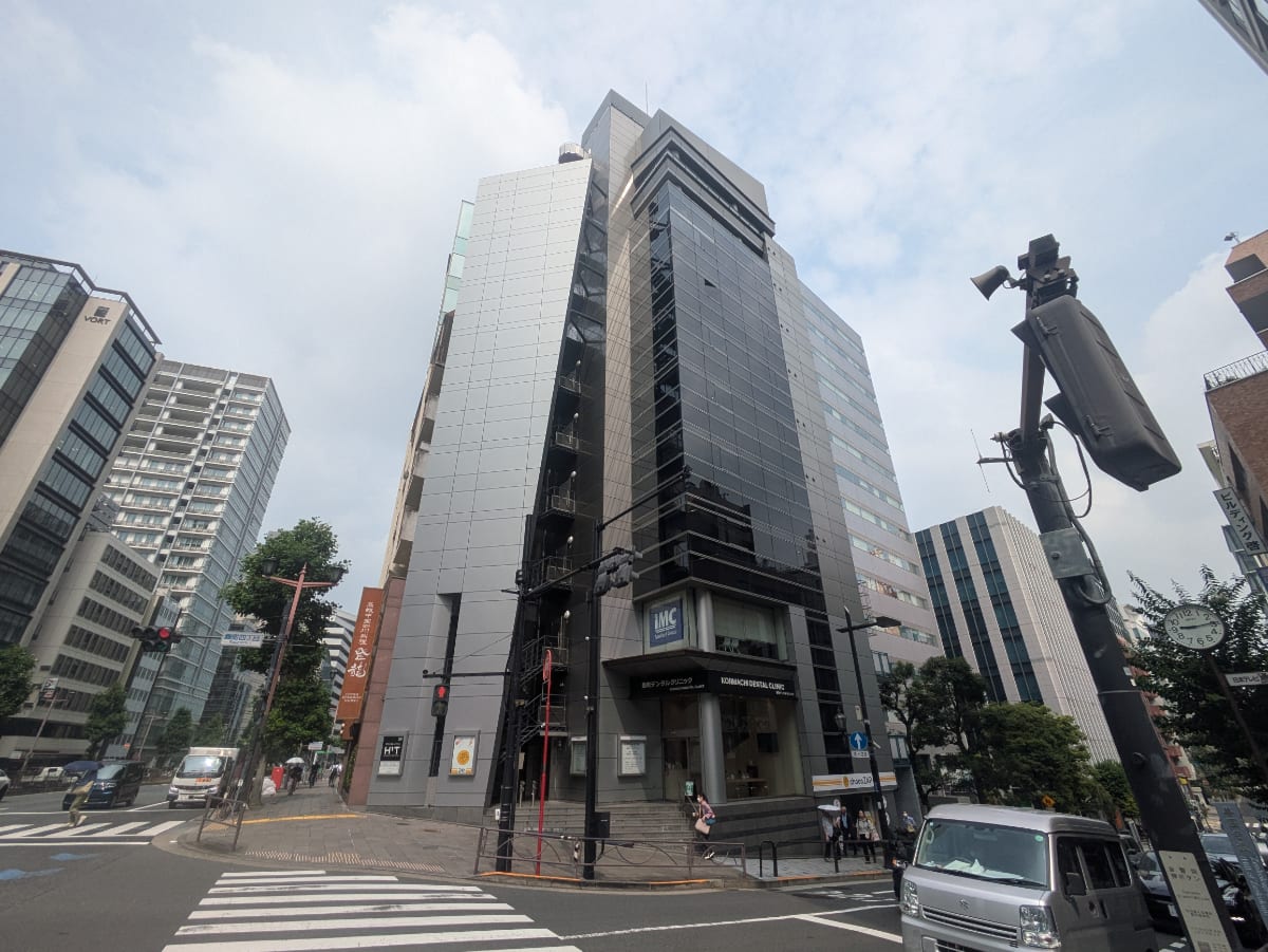 v20251003033705/fresh/building/J00100390226_1