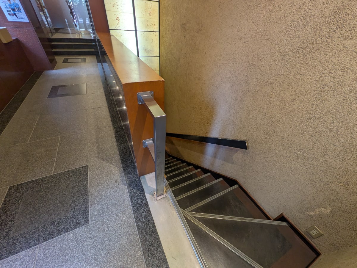 v20251003033705/fresh/building/J00100391822_12