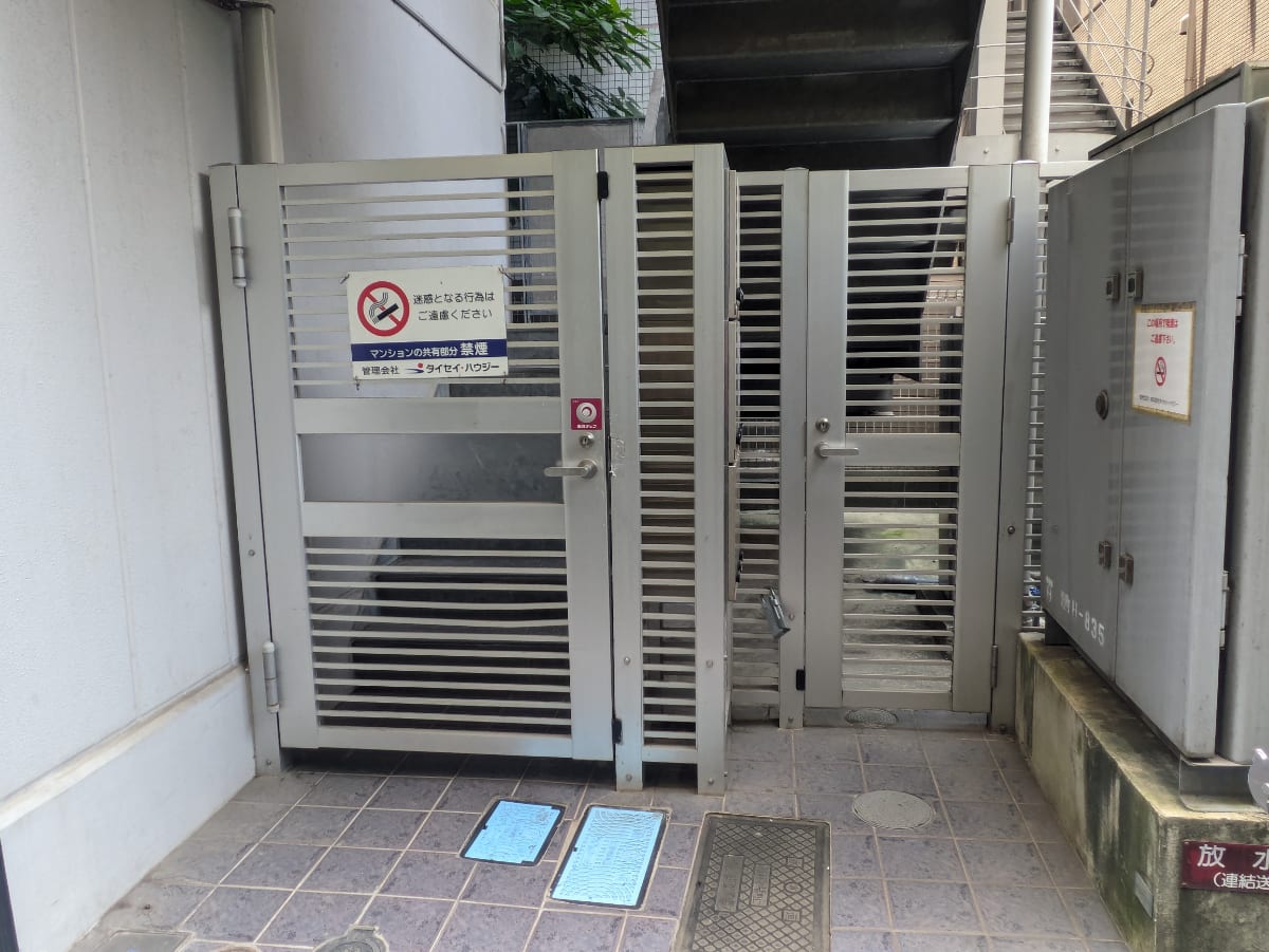 v20251003033705/fresh/building/J00100393248_11