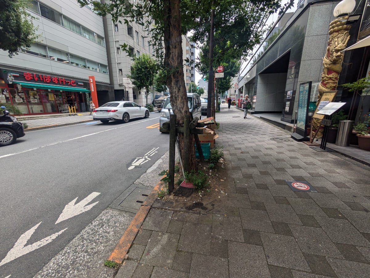v20251003033705/fresh/building/J00100393248_12