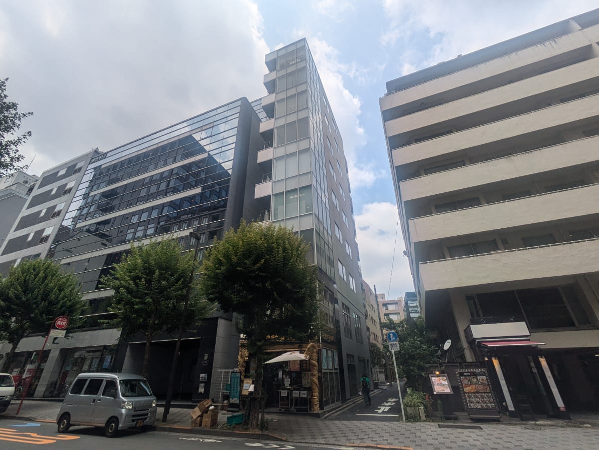 v20251003033705/fresh/building/J00100393248_6