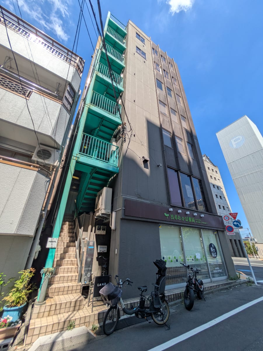 v20251003033705/fresh/building/J00100394175_11