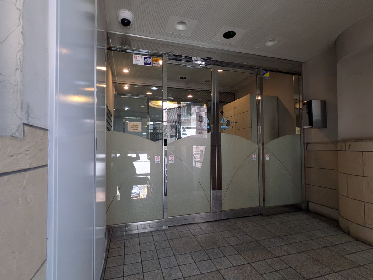 v20251003033705/fresh/building/J00100394500_19