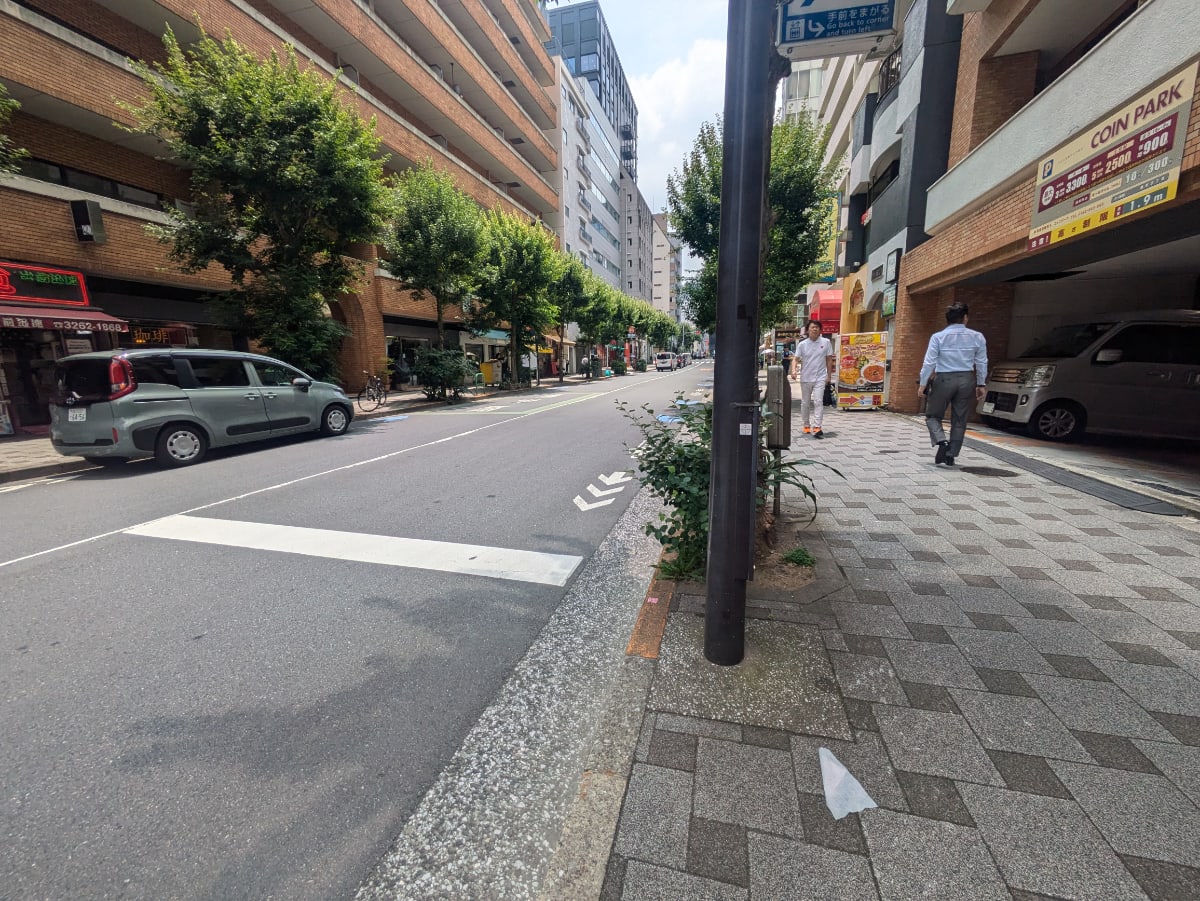 v20251003033705/fresh/building/J00100403809_11