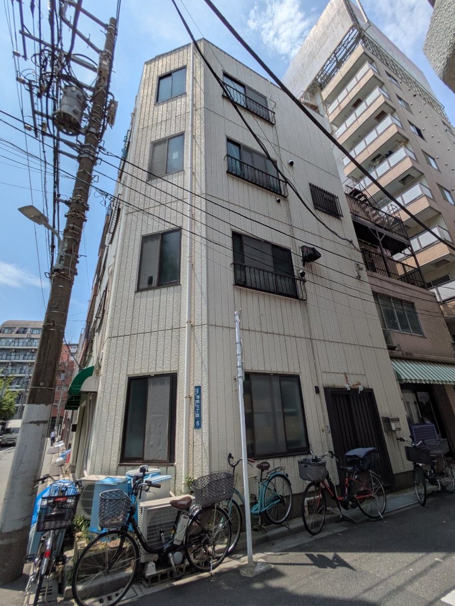 v20251003033705/fresh/building/J00100405550_8