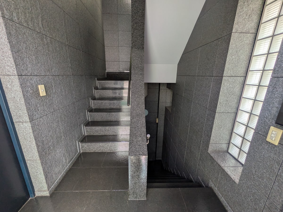 v20251003033705/fresh/building/J00100405629_4