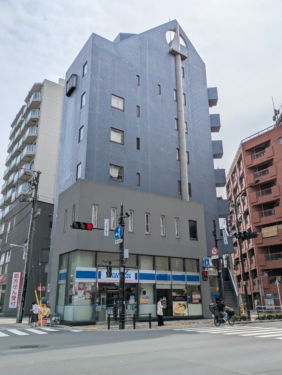 v20251003033705/fresh/building/J00100408454_7