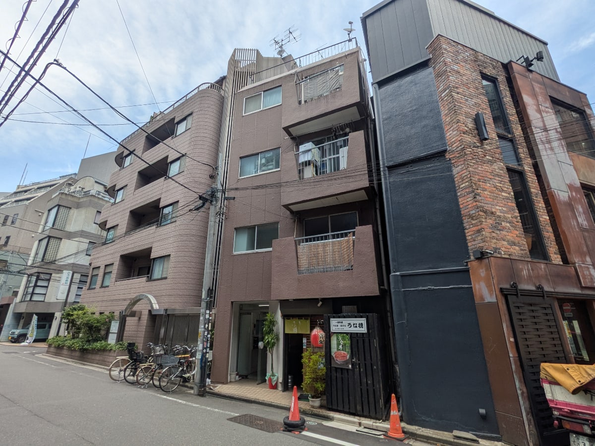 v20251003033705/fresh/building/J00100415054_6