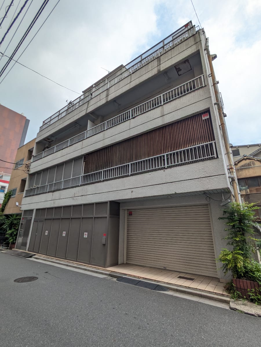 v20251003033705/fresh/building/J00100415817_7