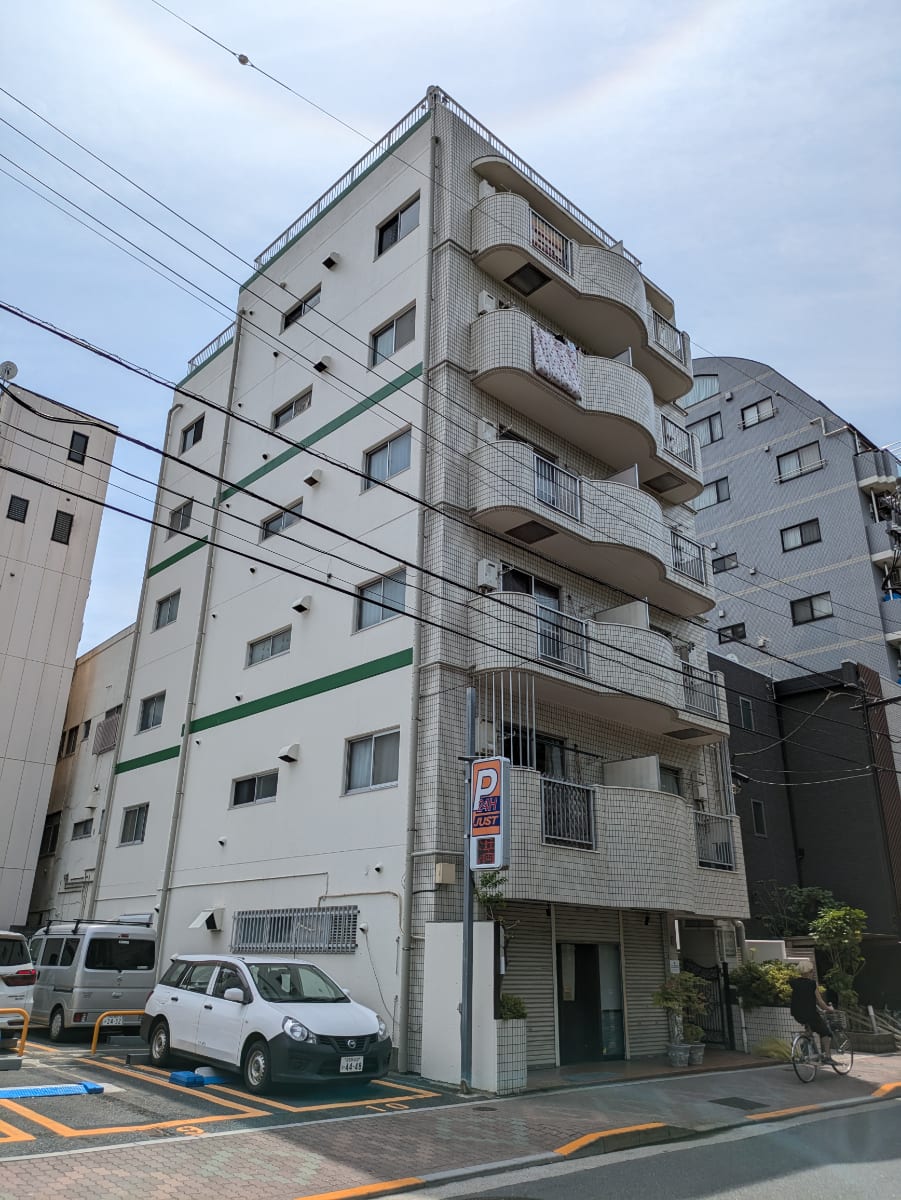 v20251003033705/fresh/building/J00100415950_8