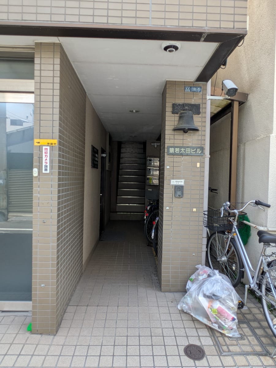 v20251003033705/fresh/building/J00100416249_3