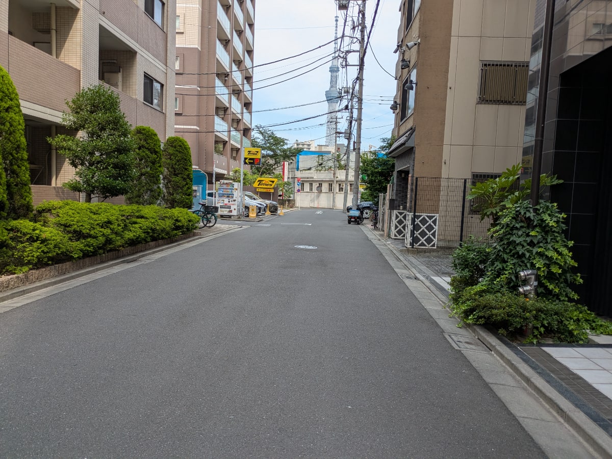 v20251003033705/fresh/building/J00100419071_15