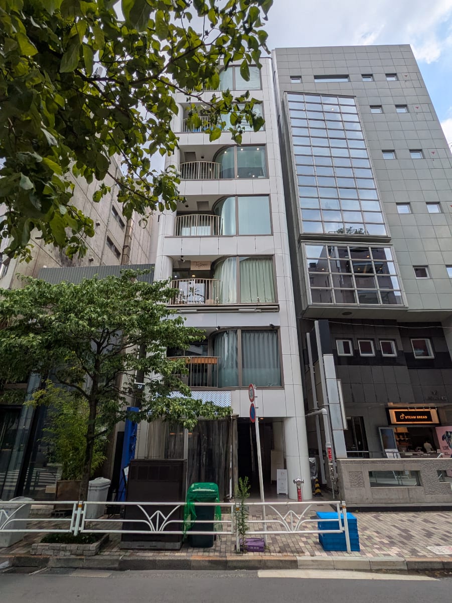 v20251003033705/fresh/building/J00100441170_5