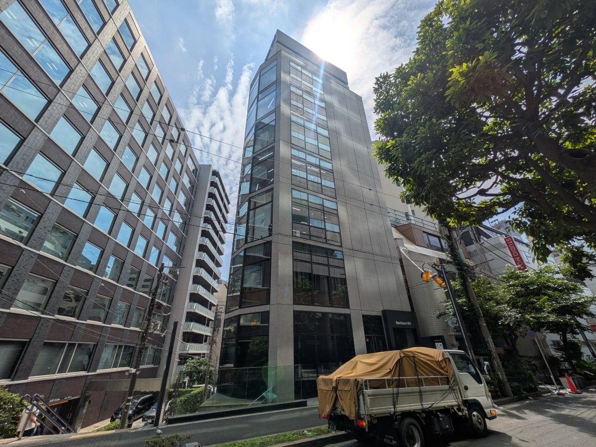 v20251003033705/fresh/building/J00100465999_6