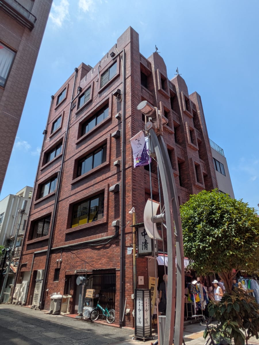 v20251003033705/fresh/building/J00100502139_1