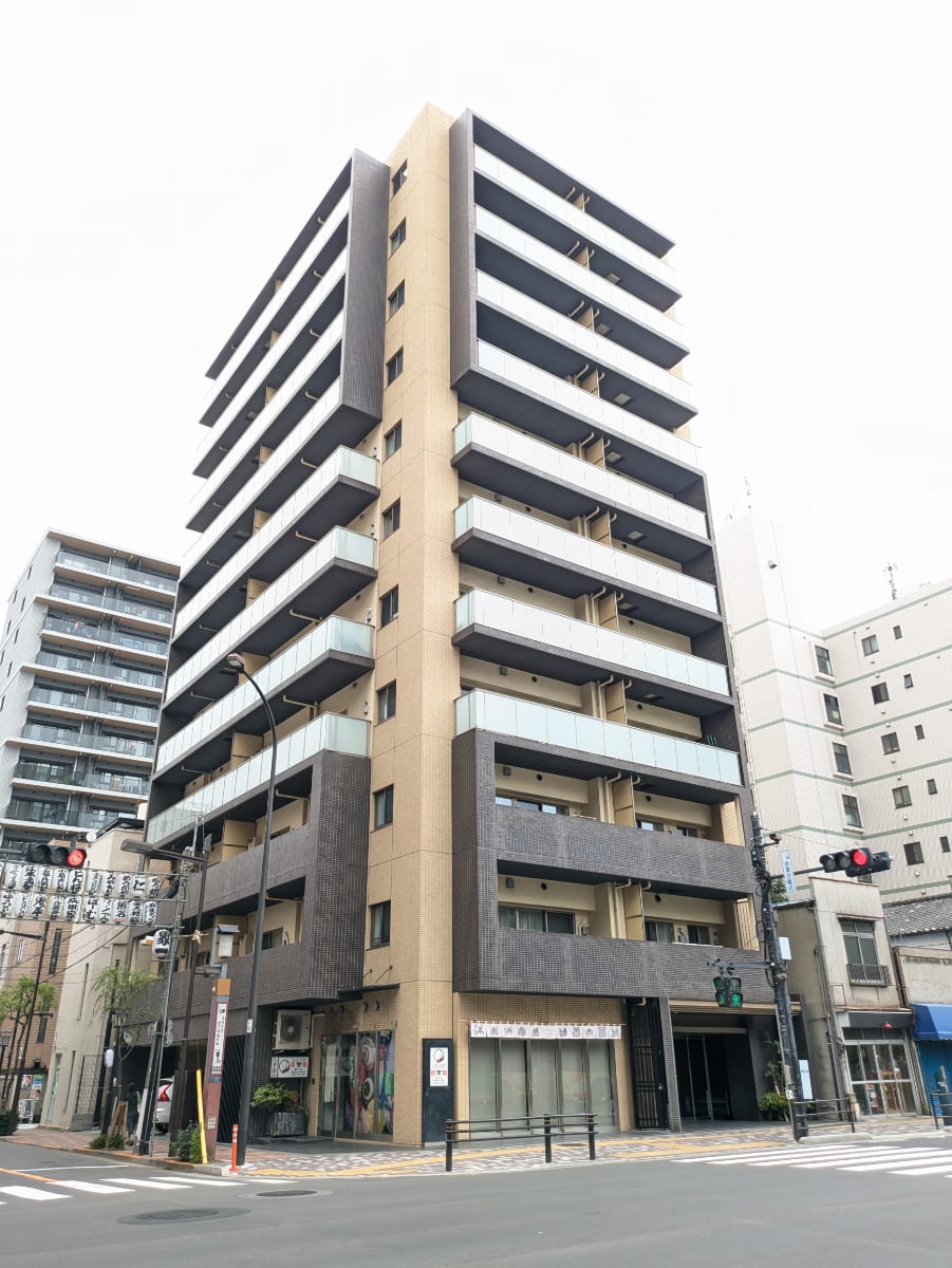 v20251003033705/fresh/building/J00100609194_1