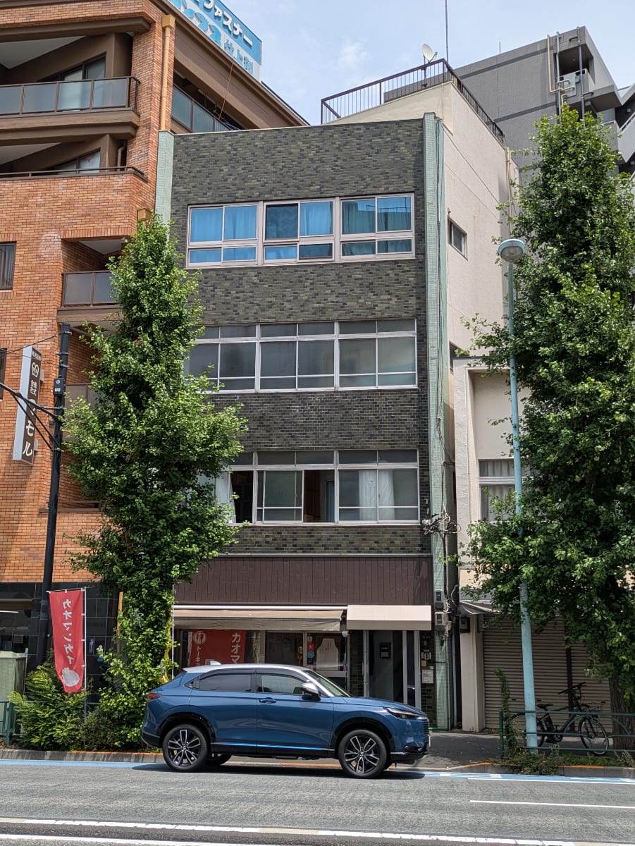 v20251003033705/fresh/building/J00100625086_6