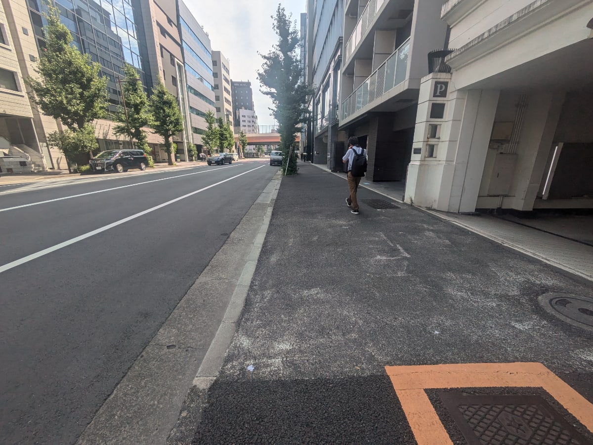 v20251003150706/fresh/building/J00100366718_2